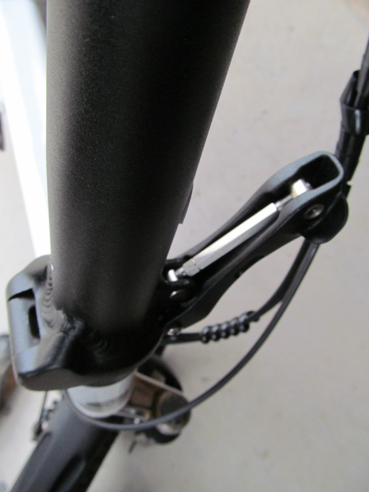 ADO Cross Your City Folding Bike, Suspension, mudguards, rides well, stops well