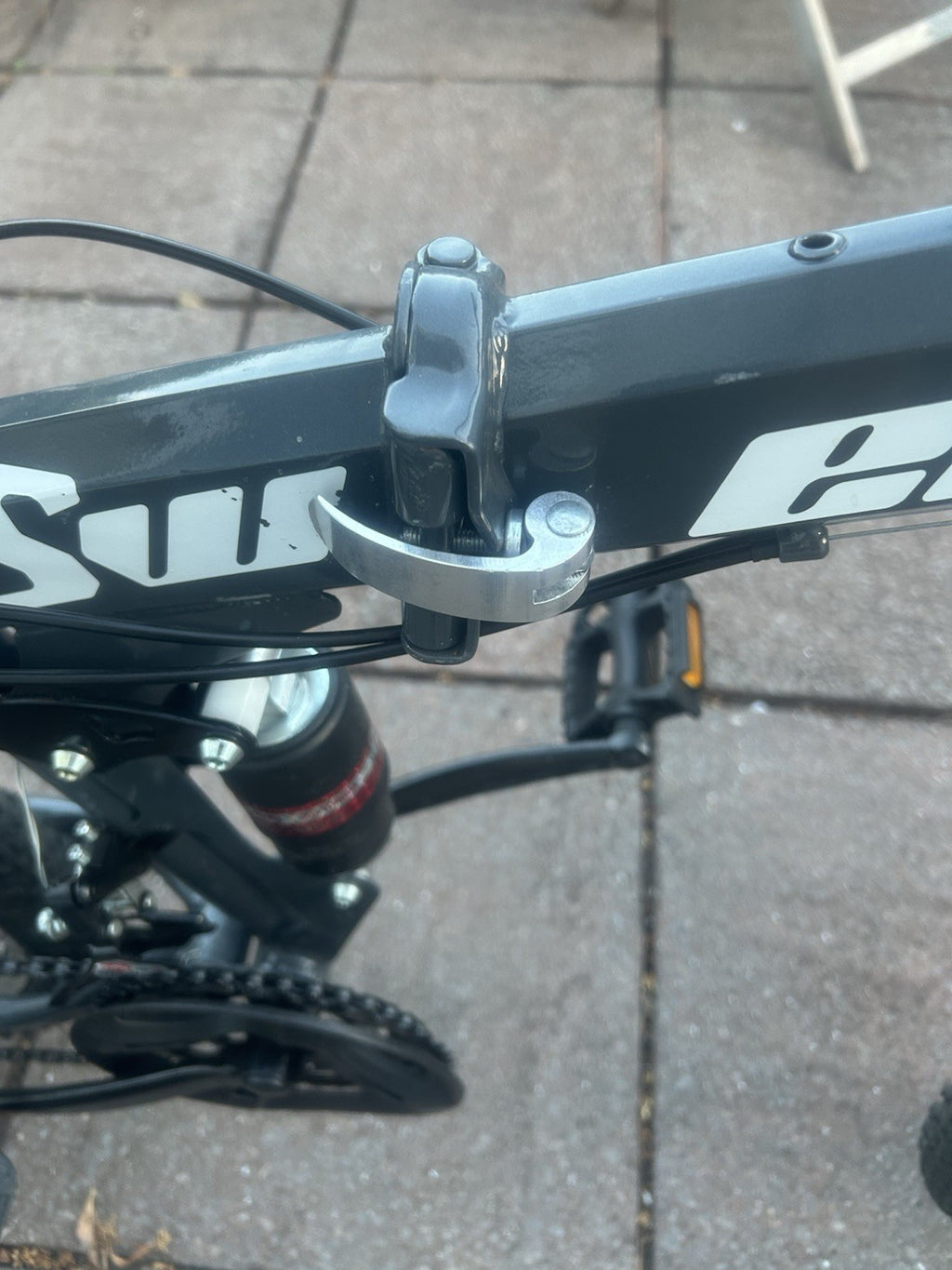 Sunn 20in Folding Bike 7 Speed Front Suspension V-Brakes Kickstand BMX Bar