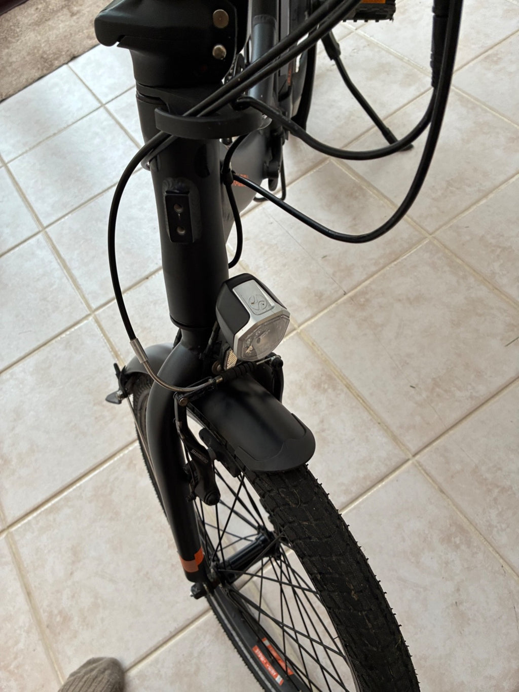 Raleigh Stow E Way Compact 8-Speed Folding E--Bike - Grey (Scratched Frame)