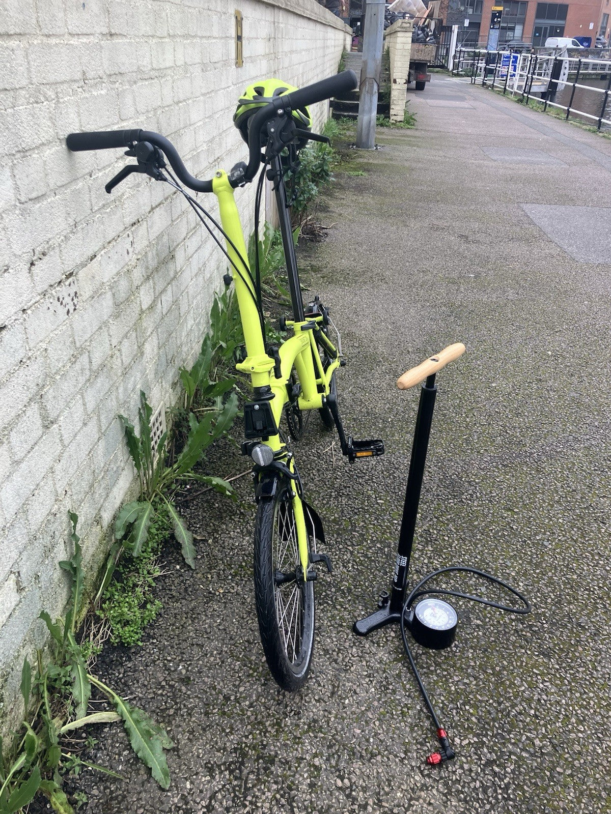Brompton C Line 6-Speed Yuzu Lime 2024