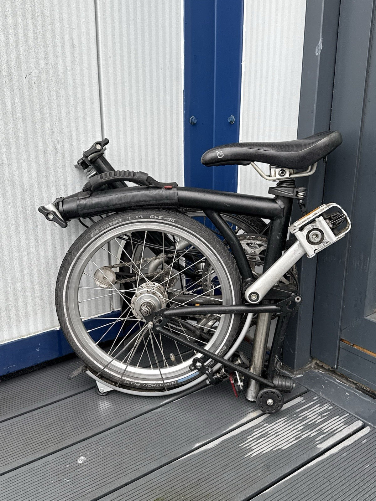 Brompton M3L (C Line) folding bicycle in Satin Black -In Very Good Condition✅