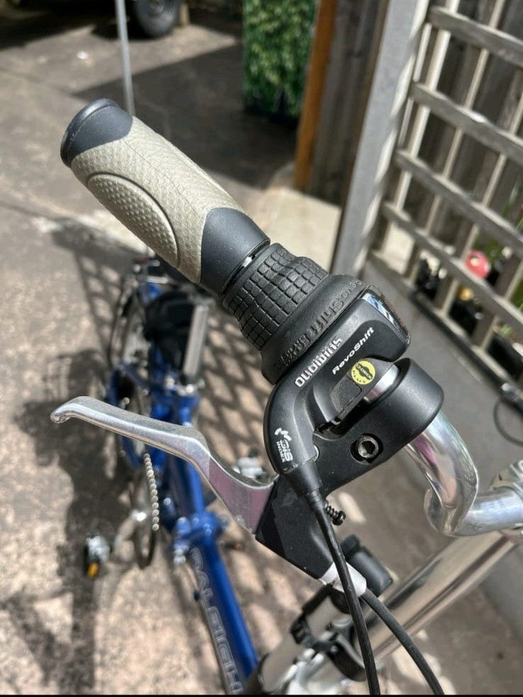 Raleigh Foldable Bike Stow A Way - Lightweight and compact.