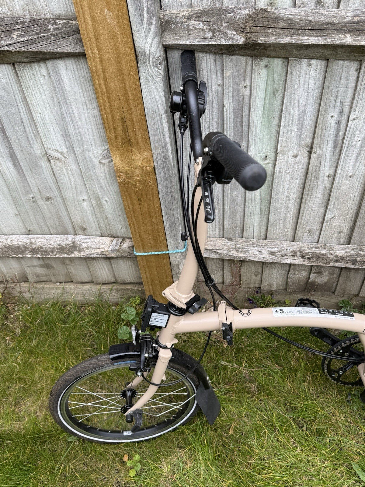 Brompton C Line Explore Folding Bike 6-Speed Mid-Bar Dune Sand Excellent Quality