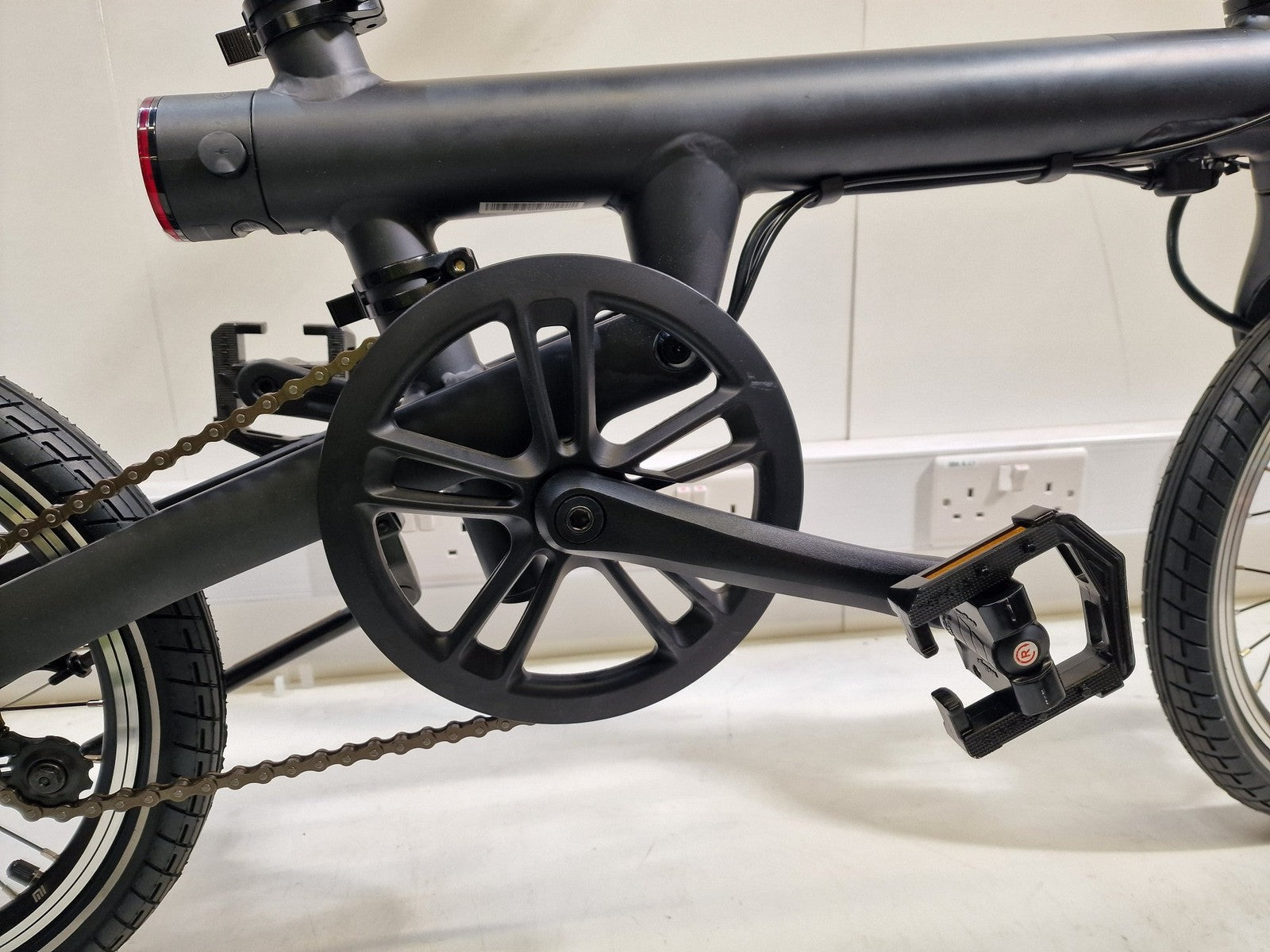 Xiaomi Smart Compact 16" Wheel TFT Display Folding Bike - Black (Scratched)