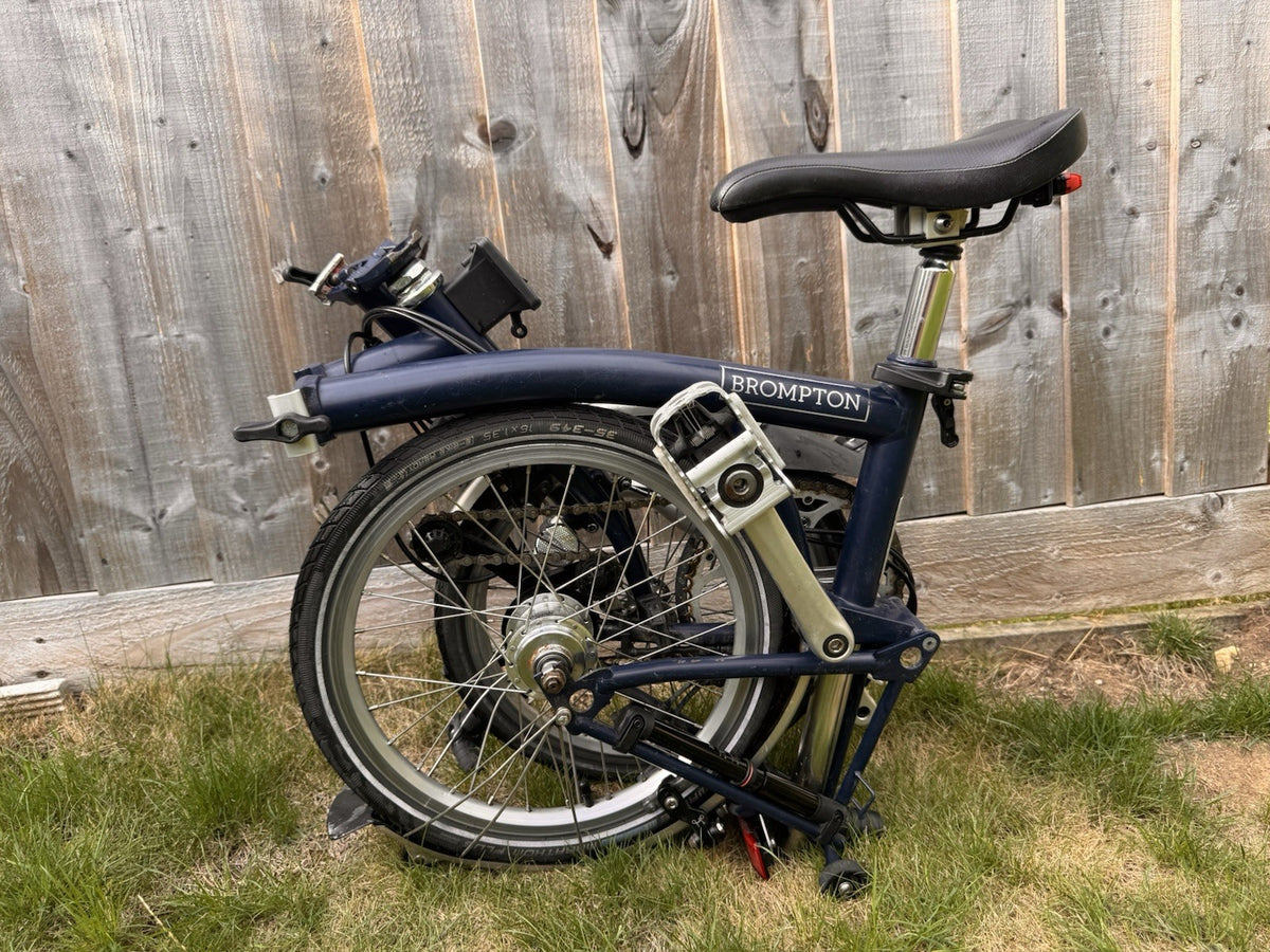 Brompton 16in Folding Bike Blue 3-Speed Hub Gears Mudguards Reflectors
