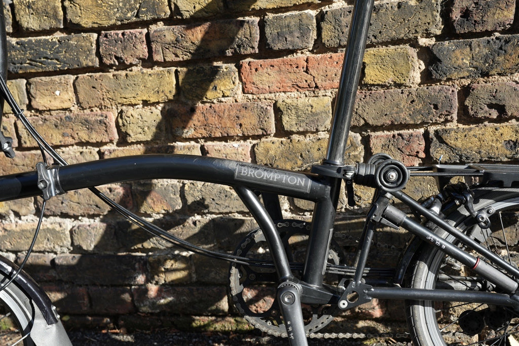 M6L Black Edition brompton folding bike with rack