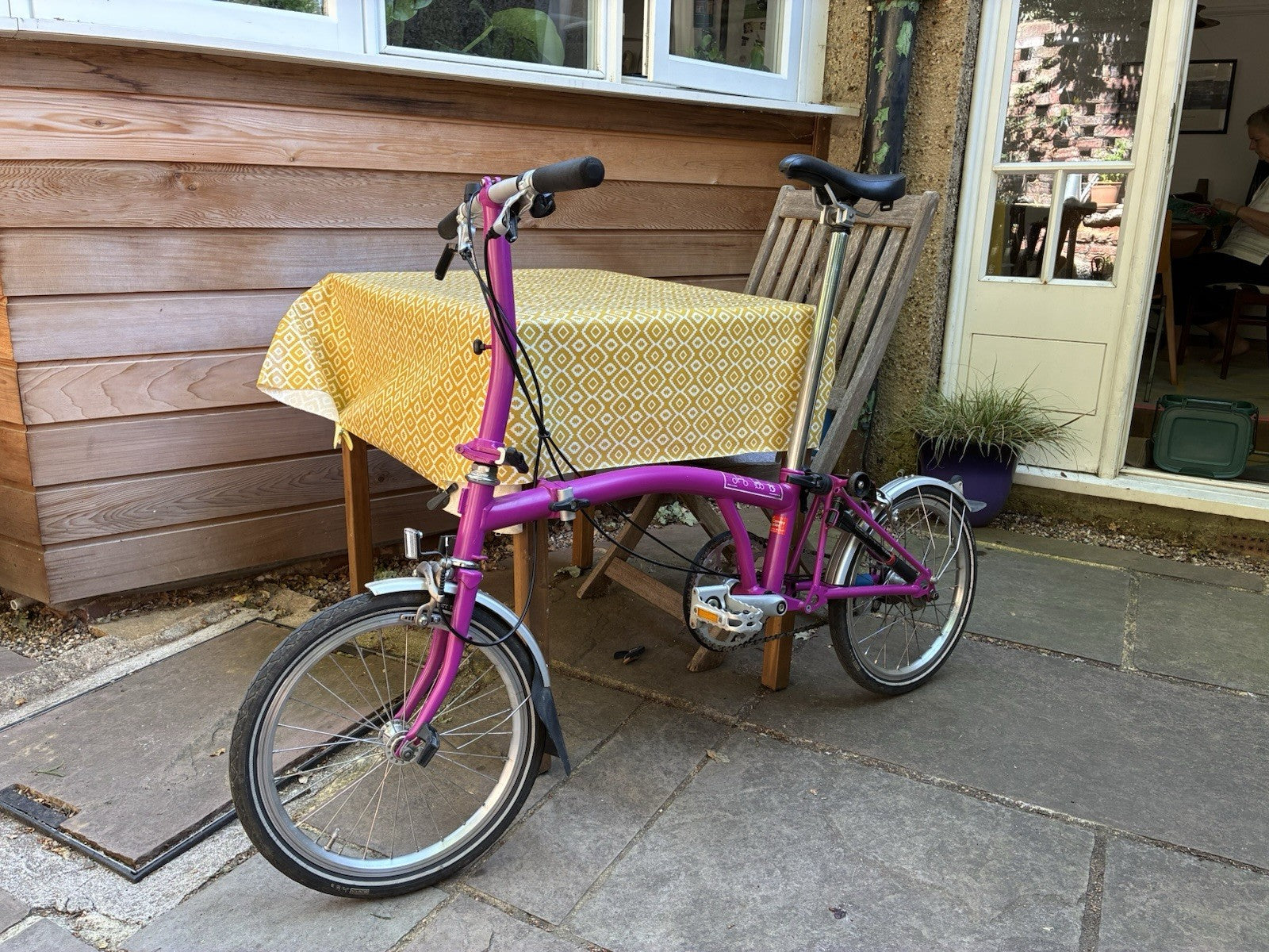 Brompton Folding Bike 3-Speed Limited Addition ‘ Berry Crush’ Little Used