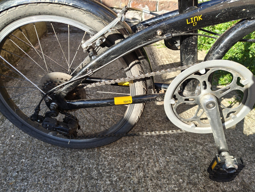Tern Link C7 20in Folding Bike 7-Speed Black/Yellow Mudguards Kickstand