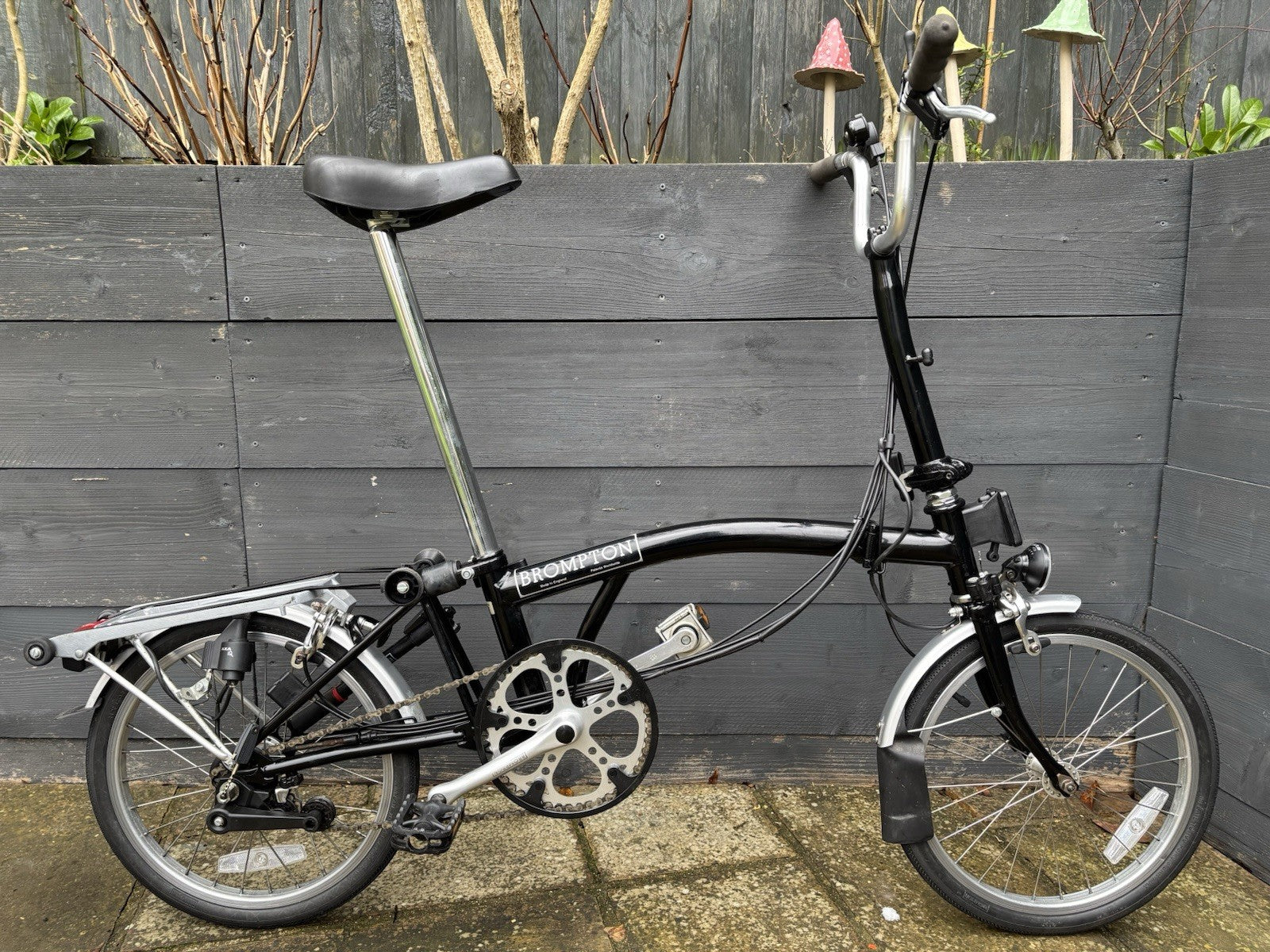 Brompton M6R / T6 / C Line folding bicycle Gloss Black - Light Leisure Use Only