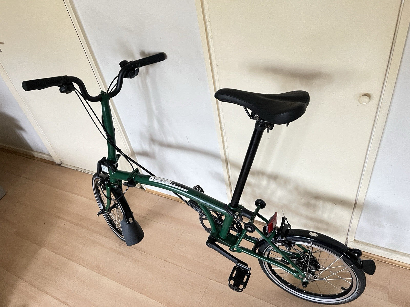 Brompton C Line Explore 6-Speed, 2025, Green, Black Edition, Mid Handlebar, New