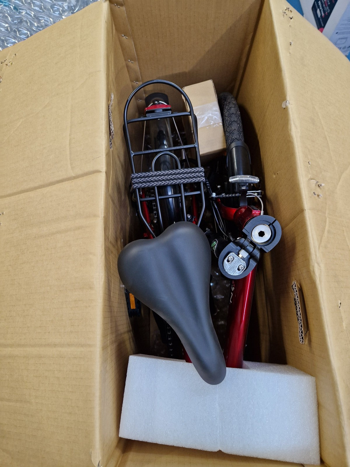 Dahon Vybe D7 Folding Bike 20in Aluminium 7 Speed Commuter - Red (Used/Scuffs)