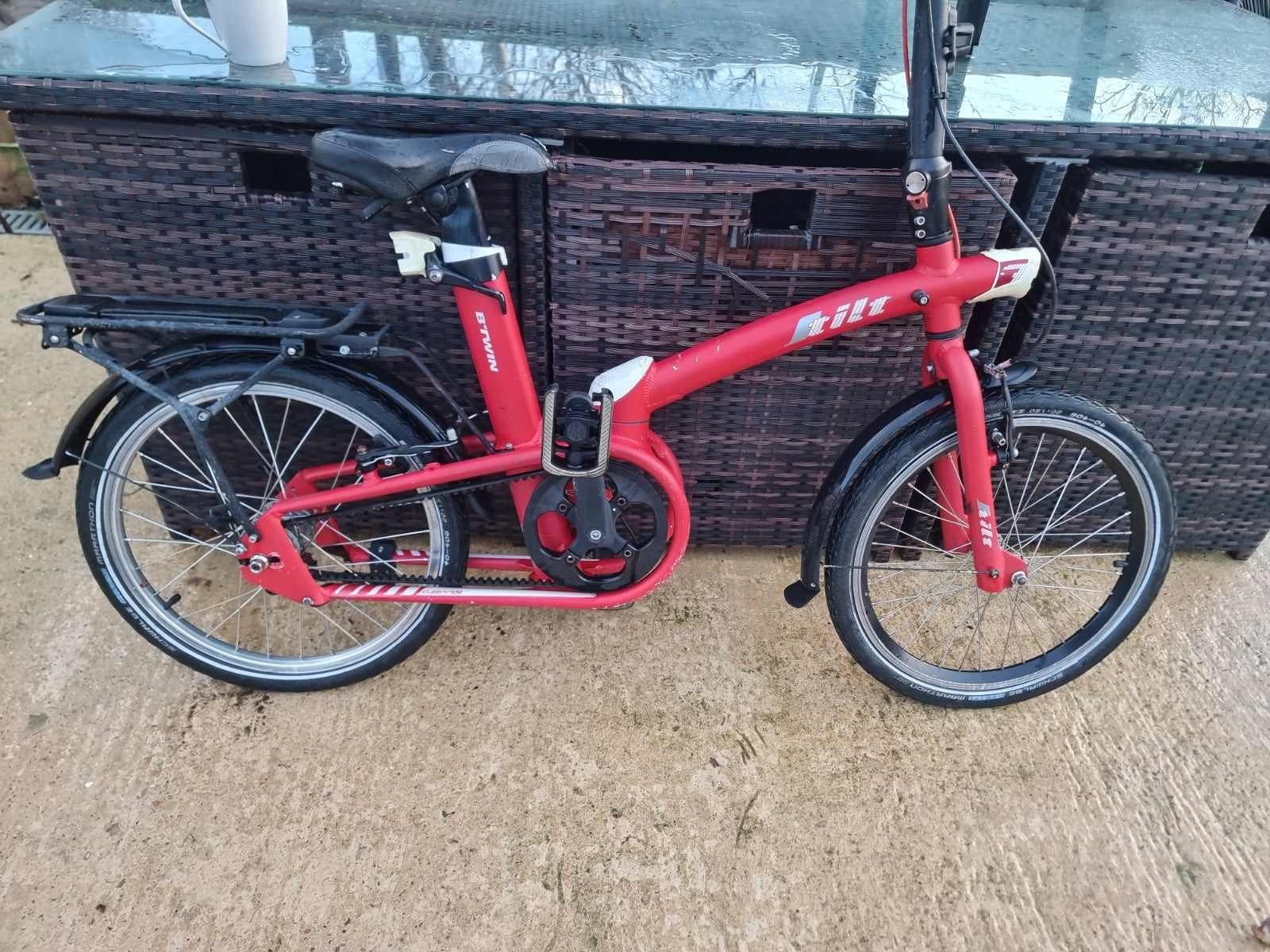Btwin Tilt Aluminium Folding Bike Ideal Motorhome Car Commuting