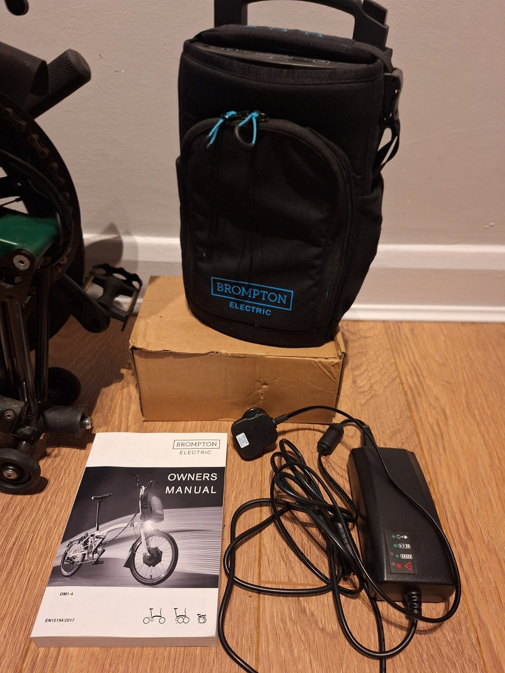 Brompton Electric C Line 6-Speed Racing Green