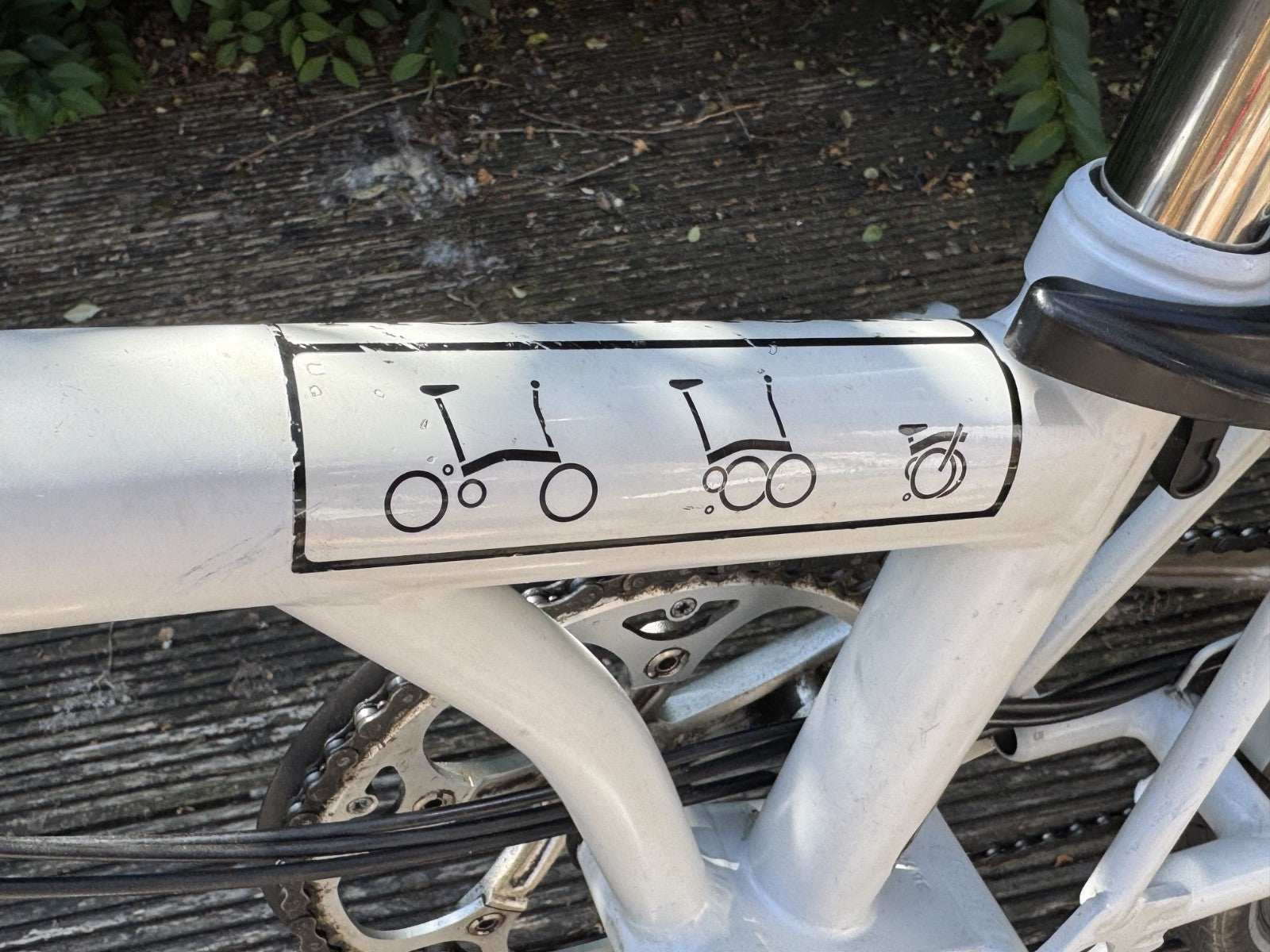 Brompton 2012 P6R folding bicycle 6 Speed, White