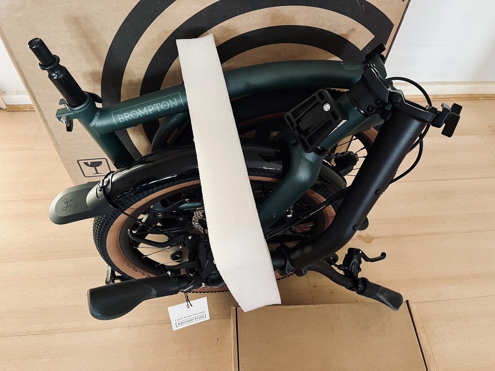 Brompton G Line, 8 speed w Roller Rack 2026 - Forest Green - Size Medium