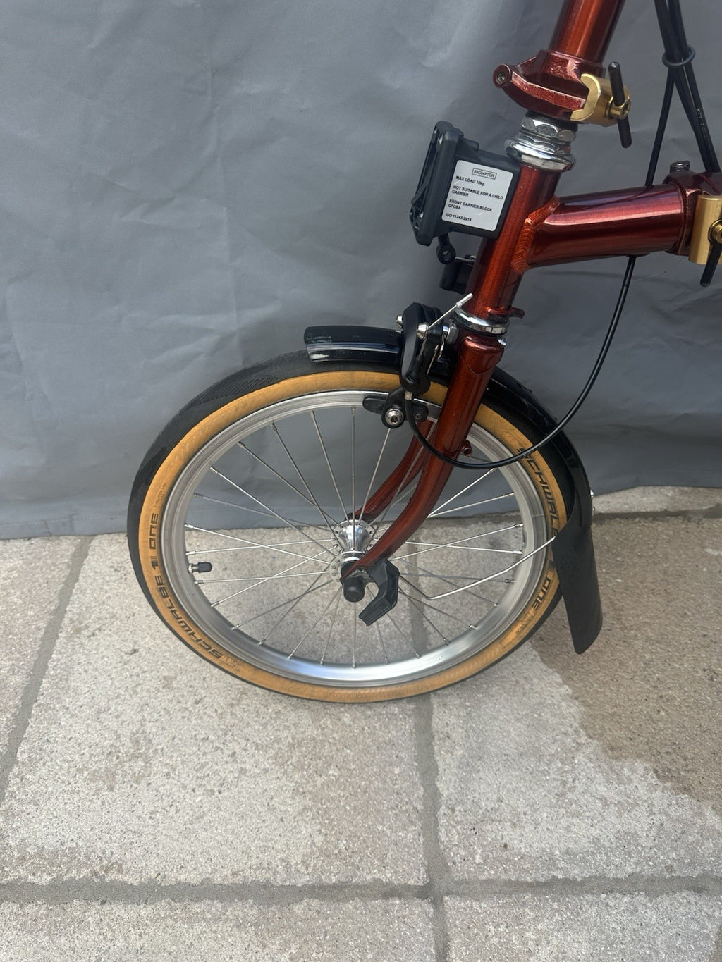 Brompton S6L, excellent condition £600+ in upgrades.