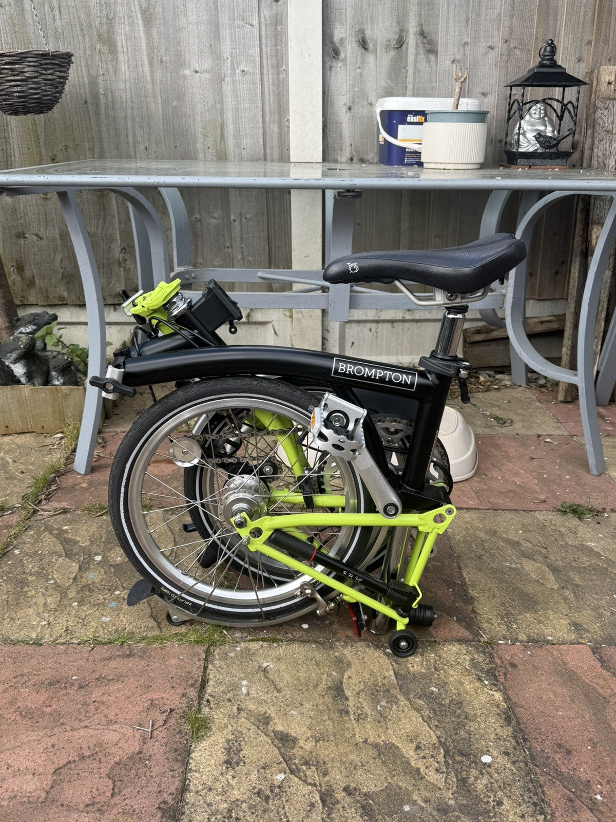 2015 Brompton S3L Folding Bike 3-Speed, Green Including Carry Bag and Case.
