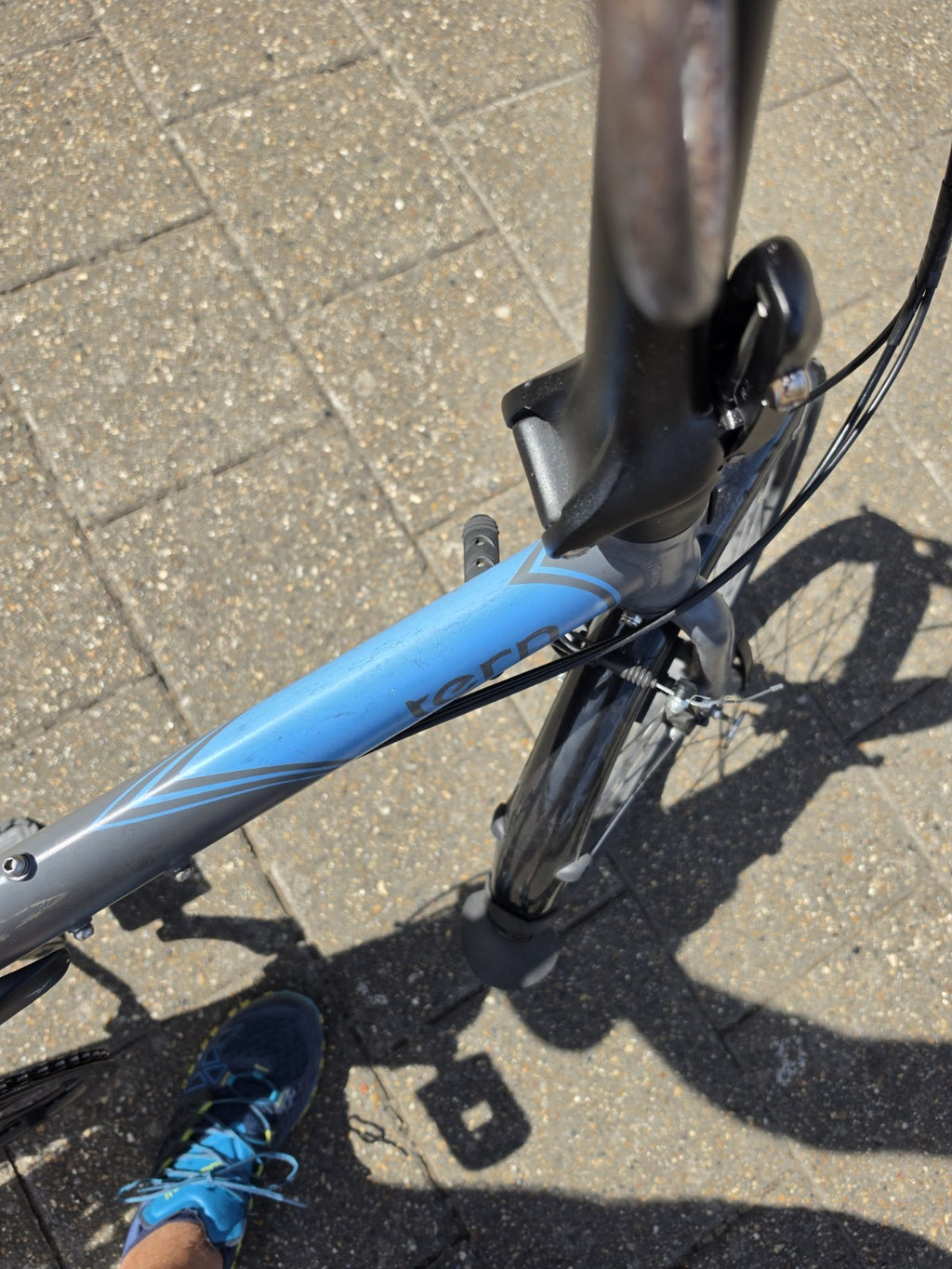 Tern Link D8 Folding Bicycle 8 Speed