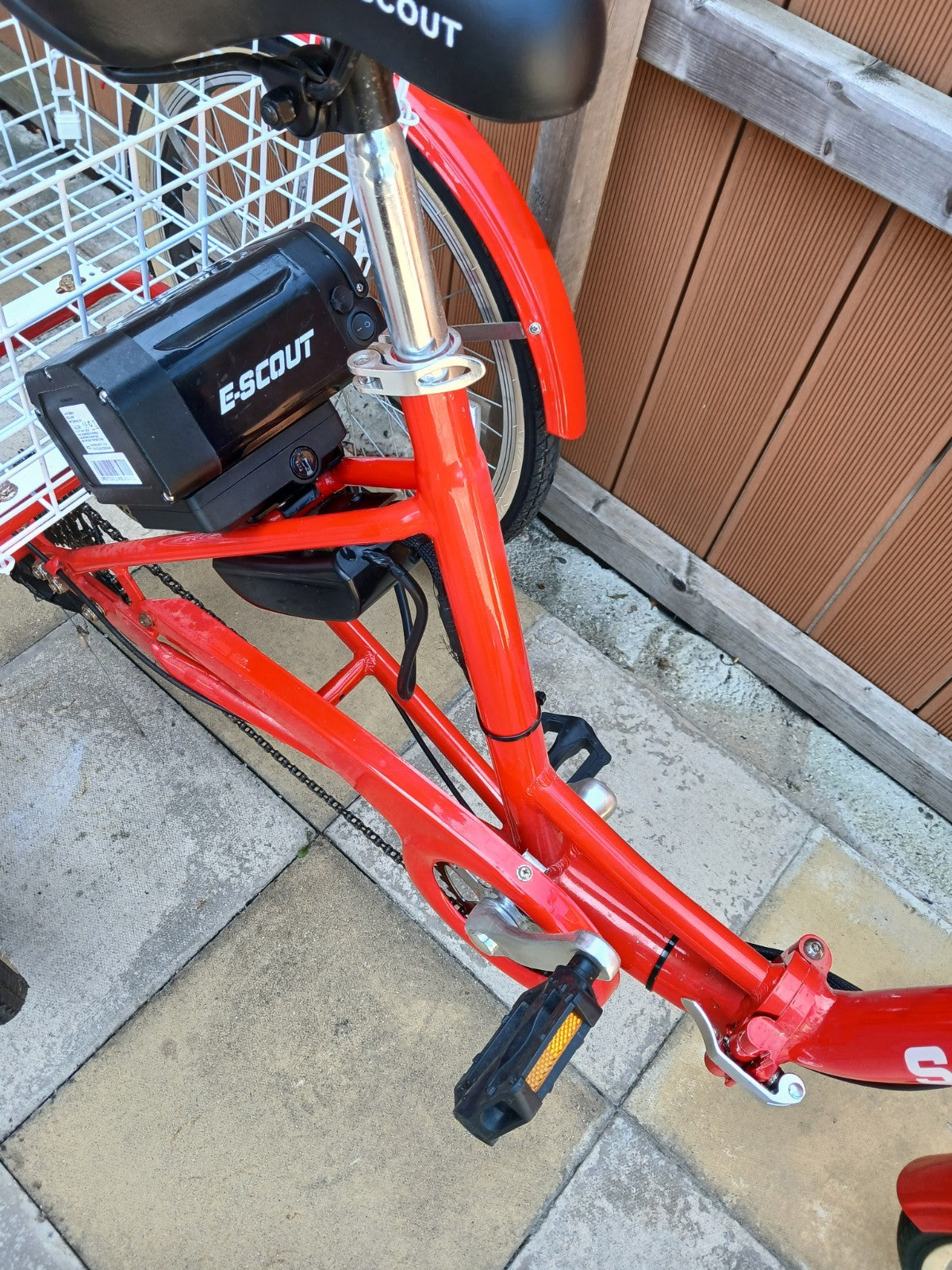 Scout Tricycle Folding 6-Speed Shimano 24" E Trike 3 Wheel Bicycle - In Red