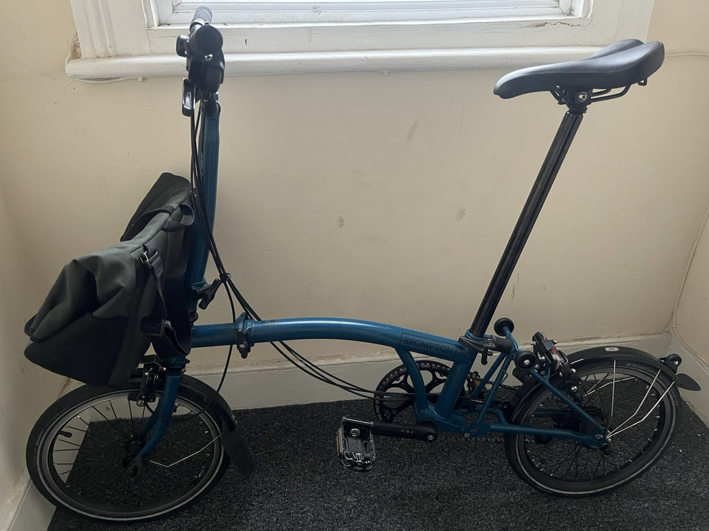 Brompton C Line Folding Bike 6-Speed, Blue, Very Good Condution