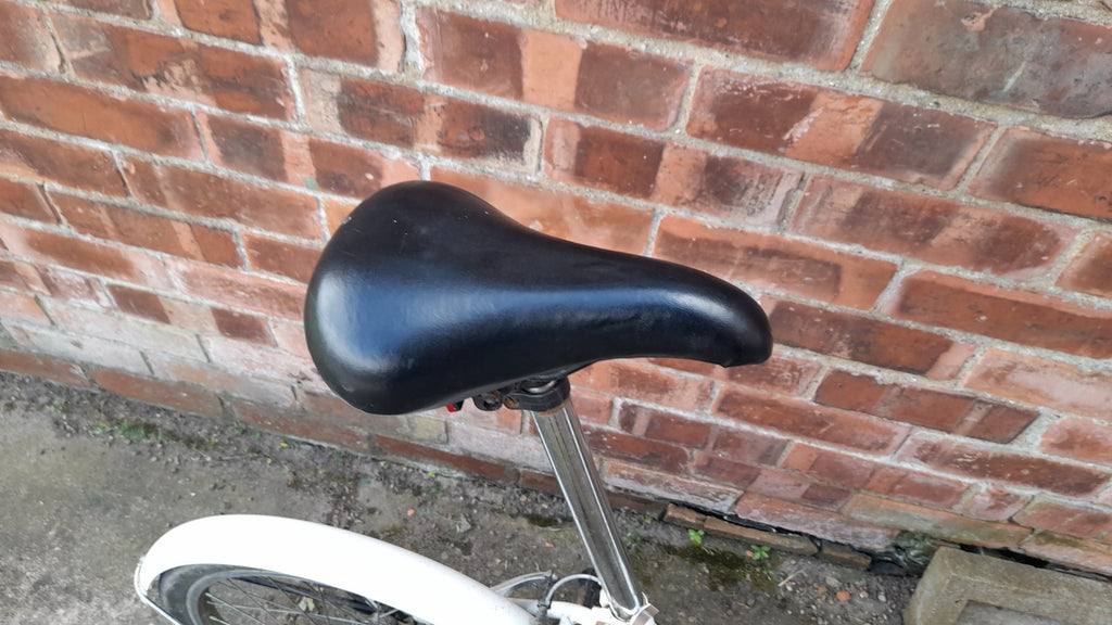 FOLDING BIKE. (Frame 30cm)
