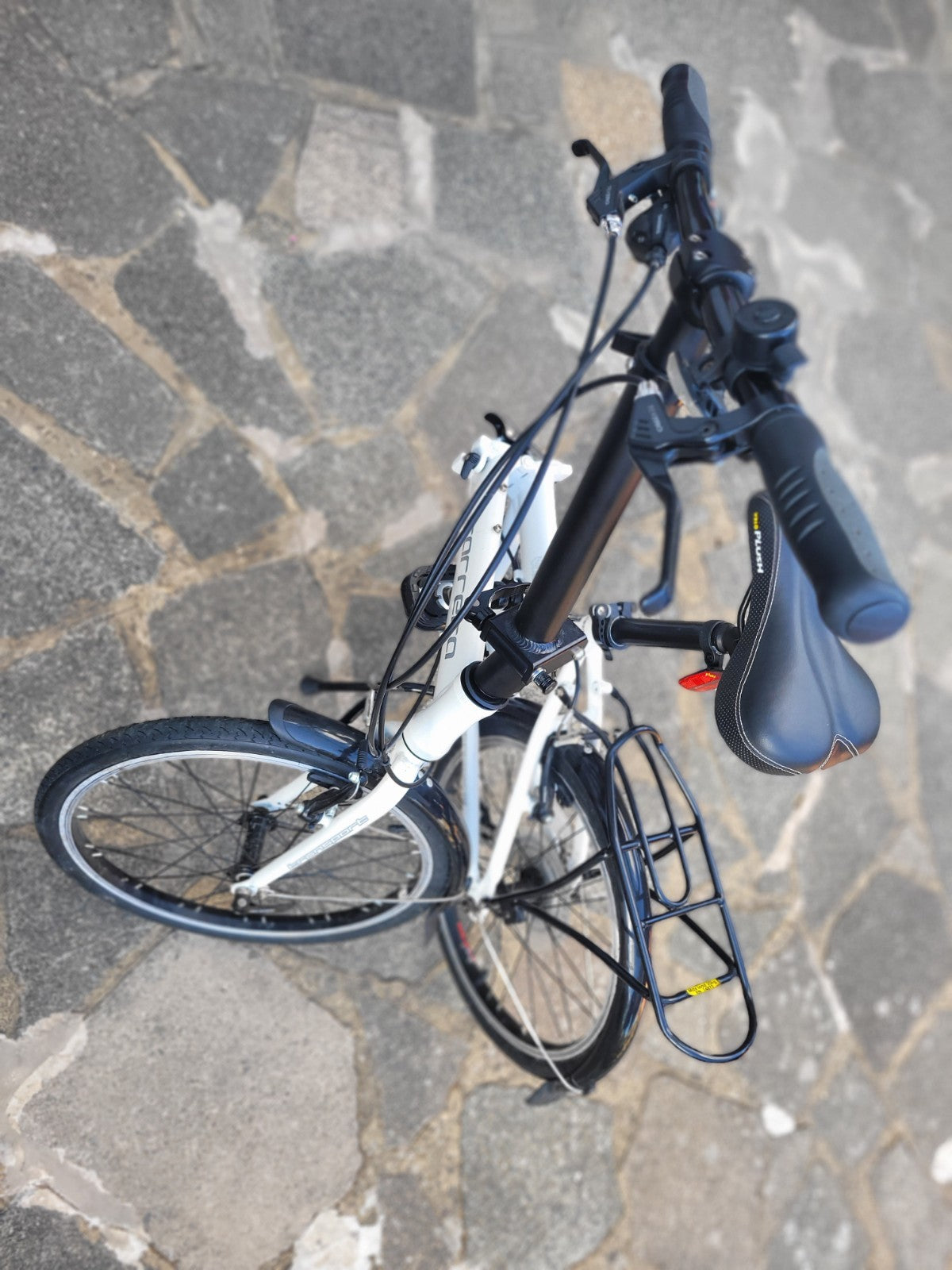Carrera Transit Folding Bike 20” Wheels 8 Speed Alloy Frame Rack LOCAL DELIVERY