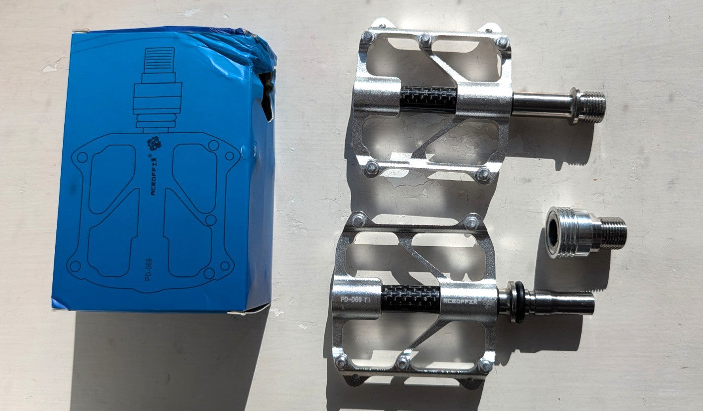 Aceoffix PD069 Pedals. 3 Bearings, Ti Alloy Shaft, left side QR - suit Brompton