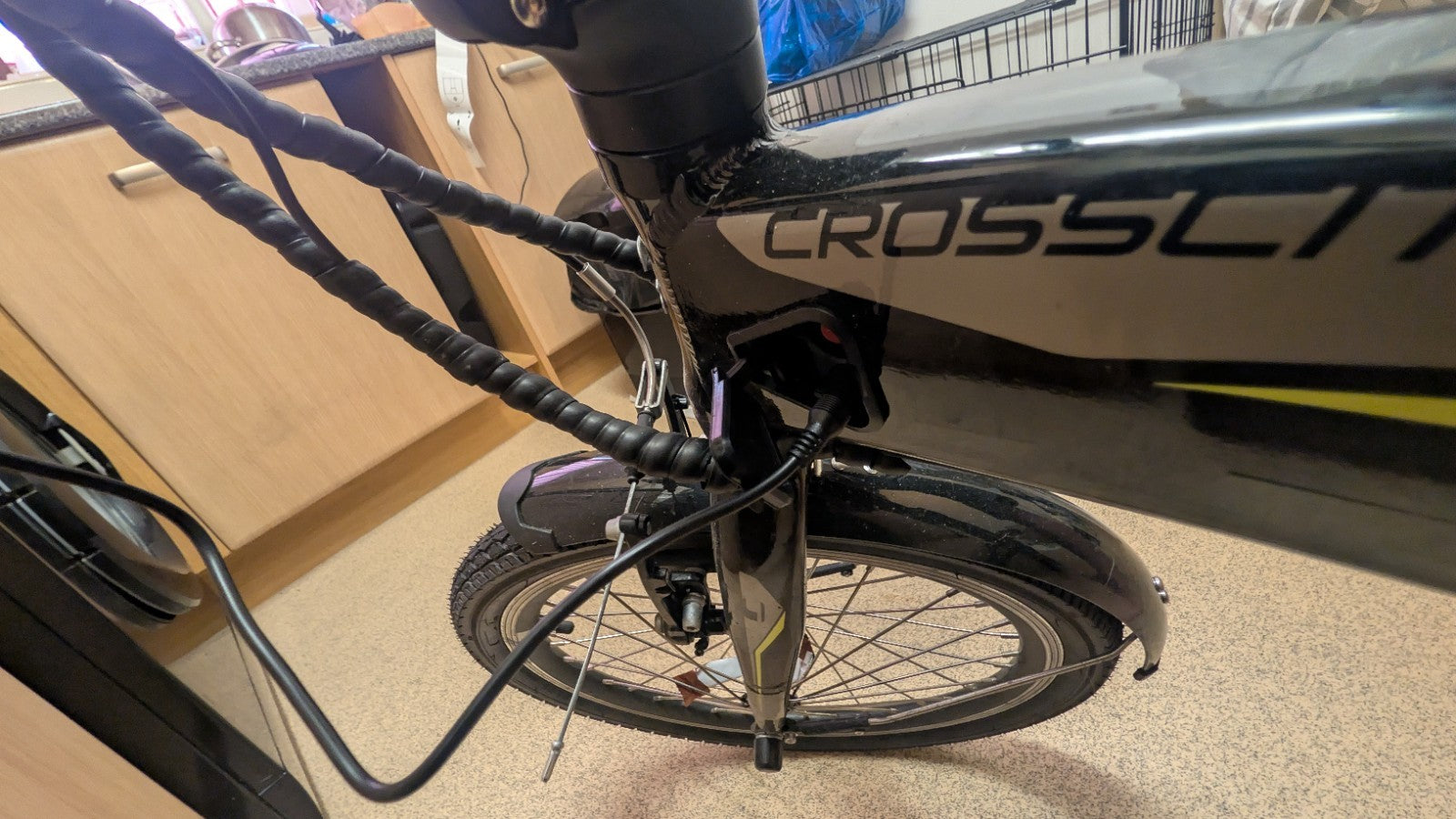 Carrera Cross City Unisex  Folding Bike Halfords