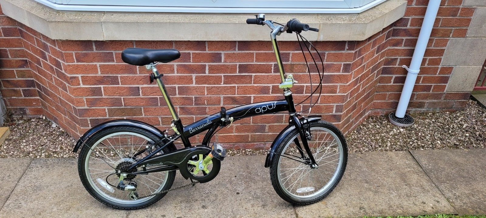 Apus Barracuda Folding Bicycle, Black, 20", Barely Used, Excellent, Commuter, A+