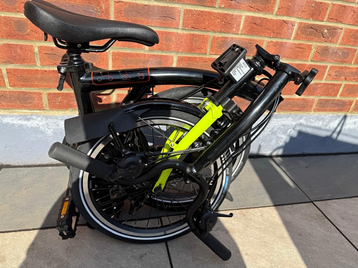 Brompton Folding Bike Black/Yellow Derailleur Gears Mechanical Rim Brakes