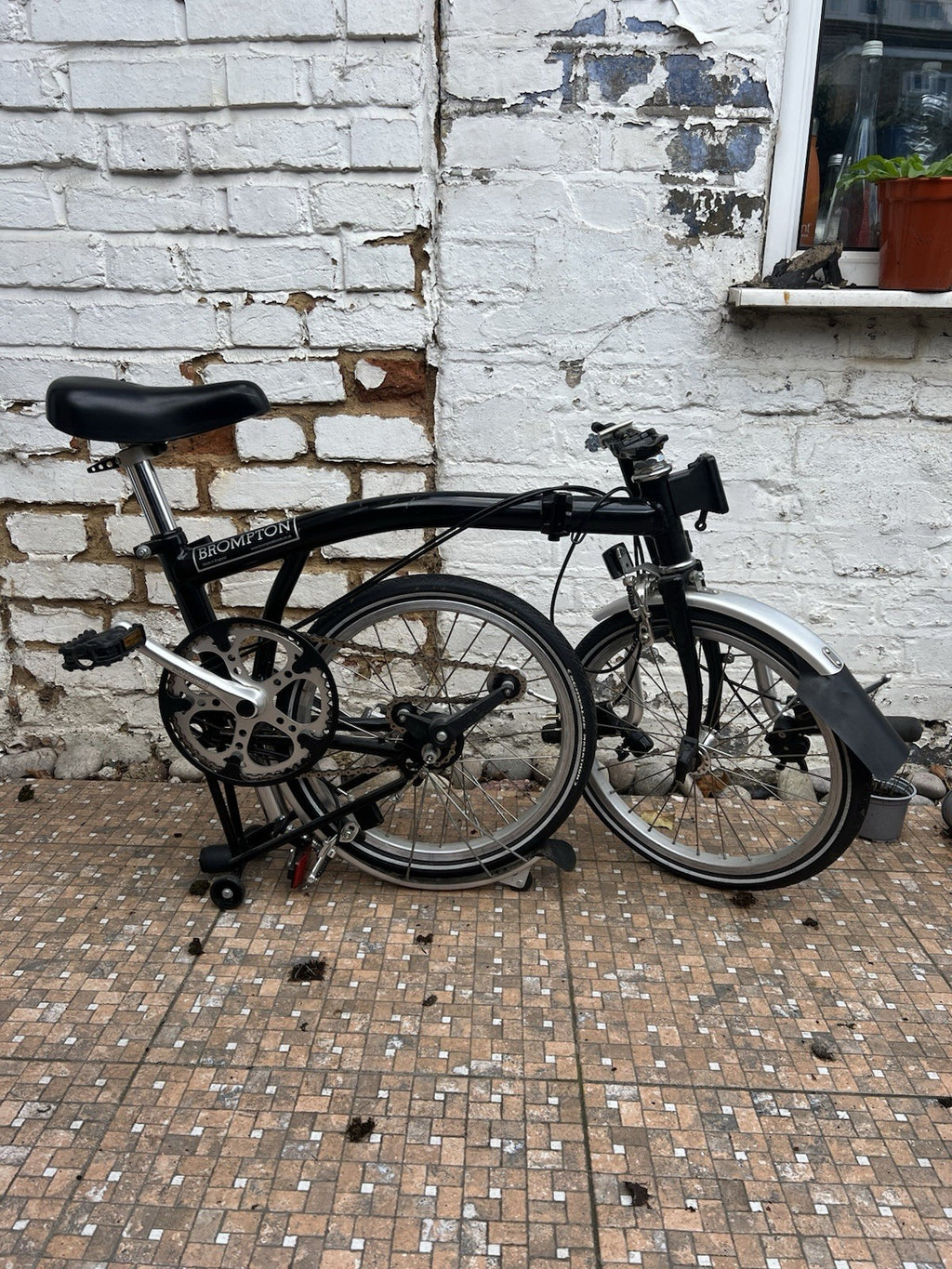 Brompton Folding Bike 3-Speed, Black