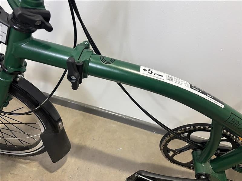 Brompton C Line 2 Speed 2023 Mid Handlebar Folding Bike - Racing Green