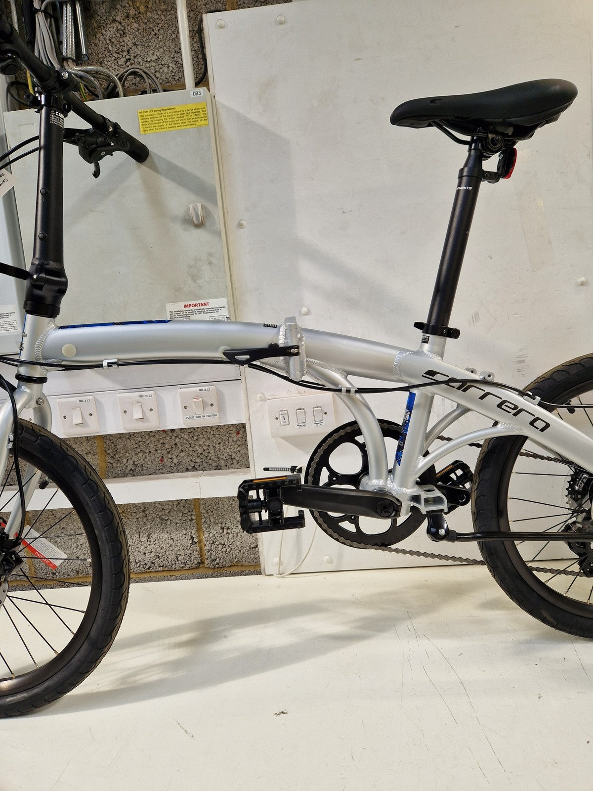 Carrera Intercity 2 Folding Bike 20in Wheels 9 Speed - Alloy - Silver (Used)