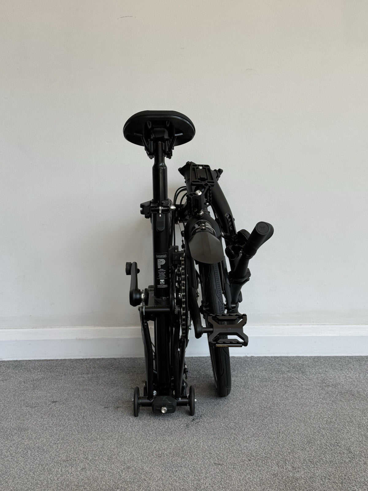 Brompton Folding Bike 12 Speed P Line Low Bar Excellent Condition Black P Line