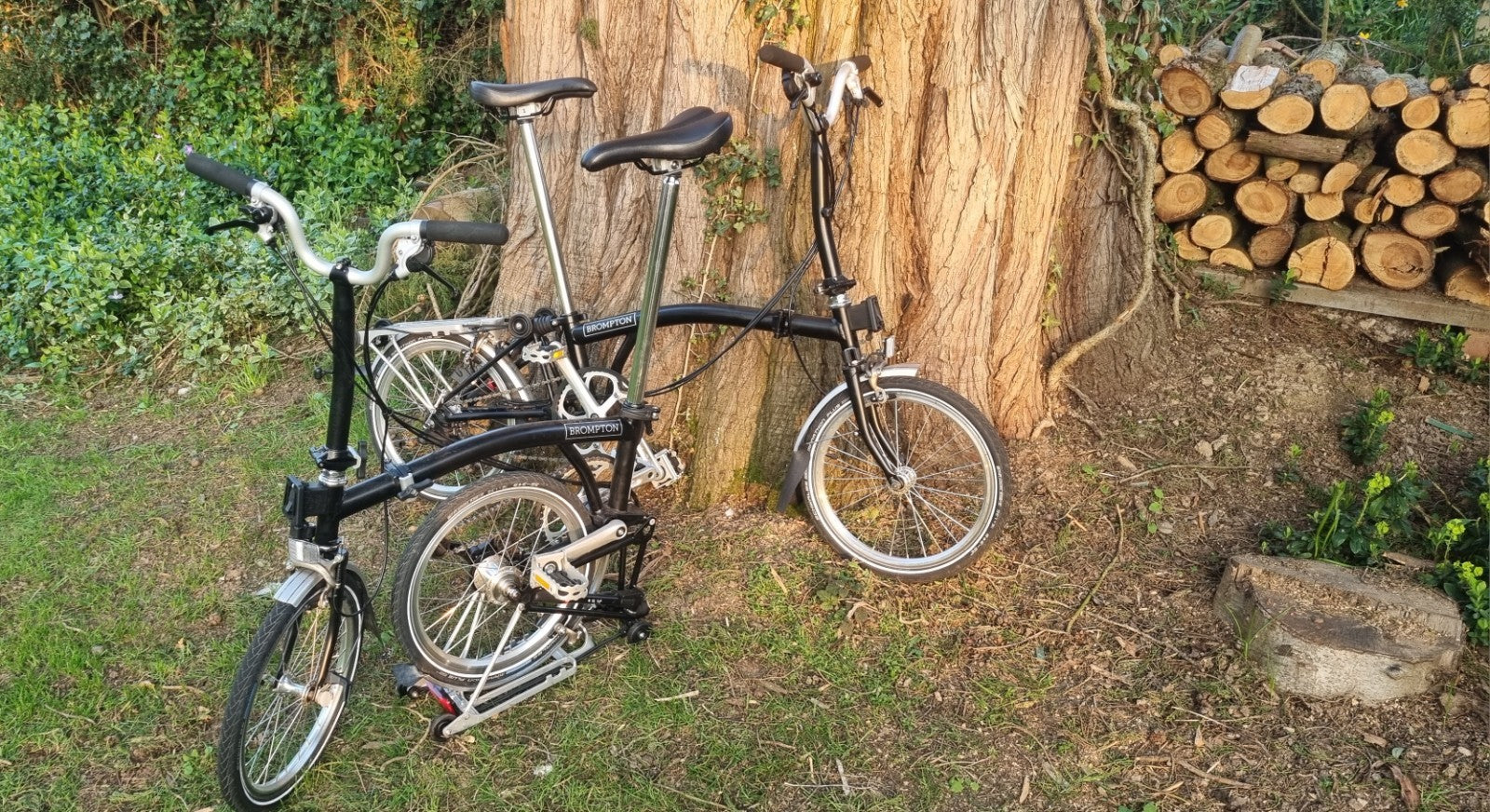 2 Brompton M6R 17  Black Folding Bikes 2017 Black – 6 Speed Excellent