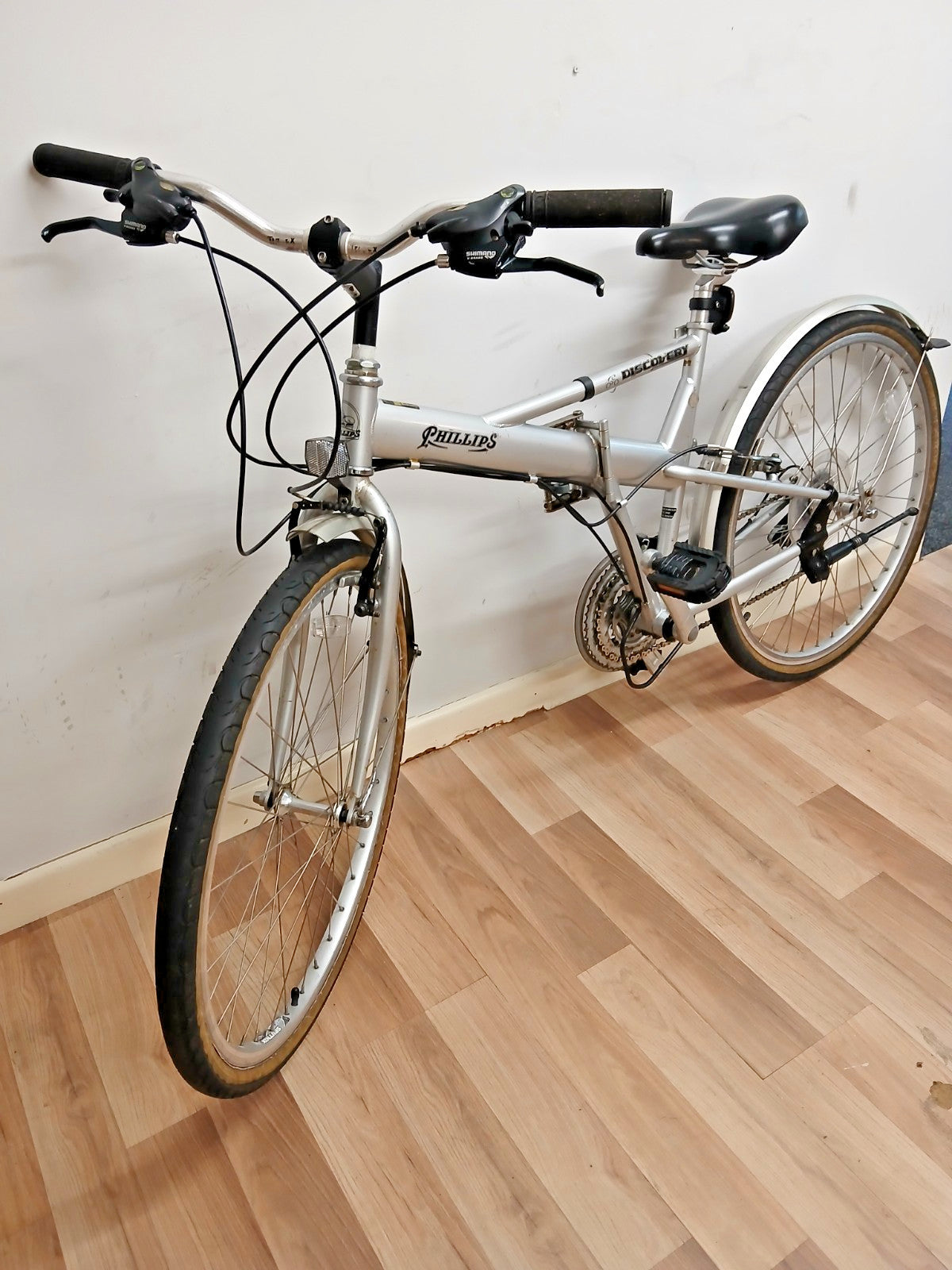 Phillips discovery 26" folding bike 21 Speed Good cond. Serviced. Shop price 60