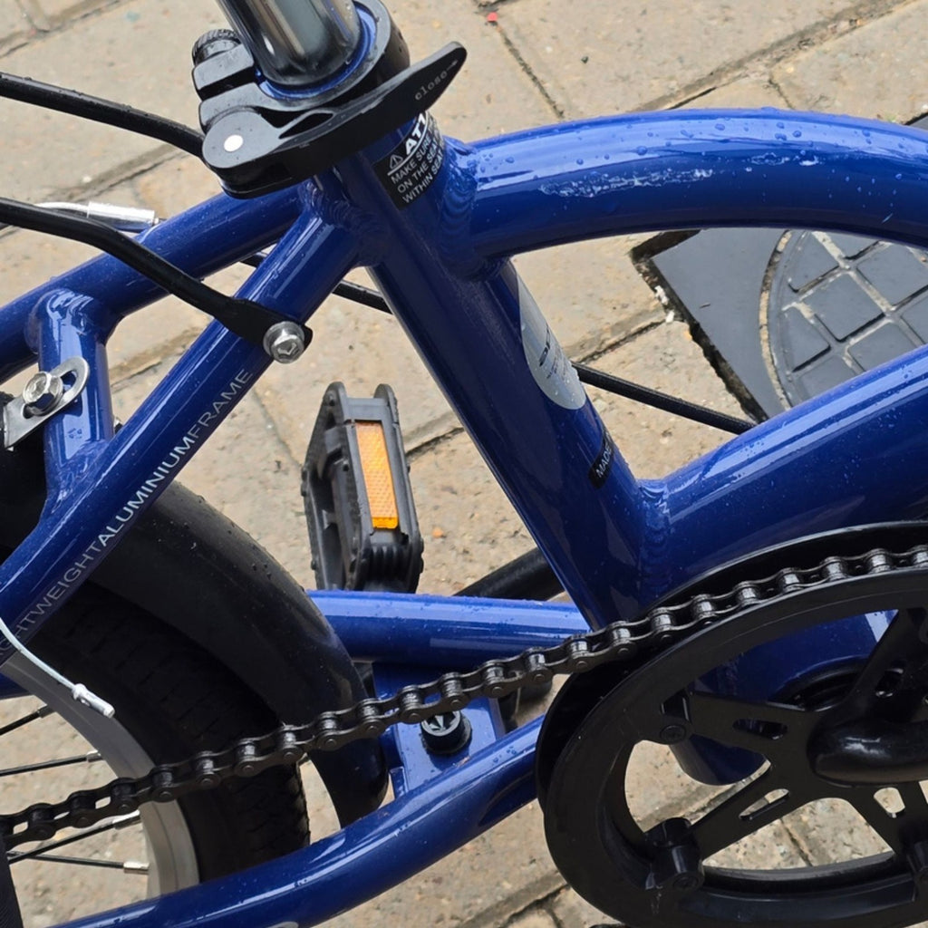 Apollo Tuck Folding Bike 20in Blue 1-Speed V-Brake Kickstand