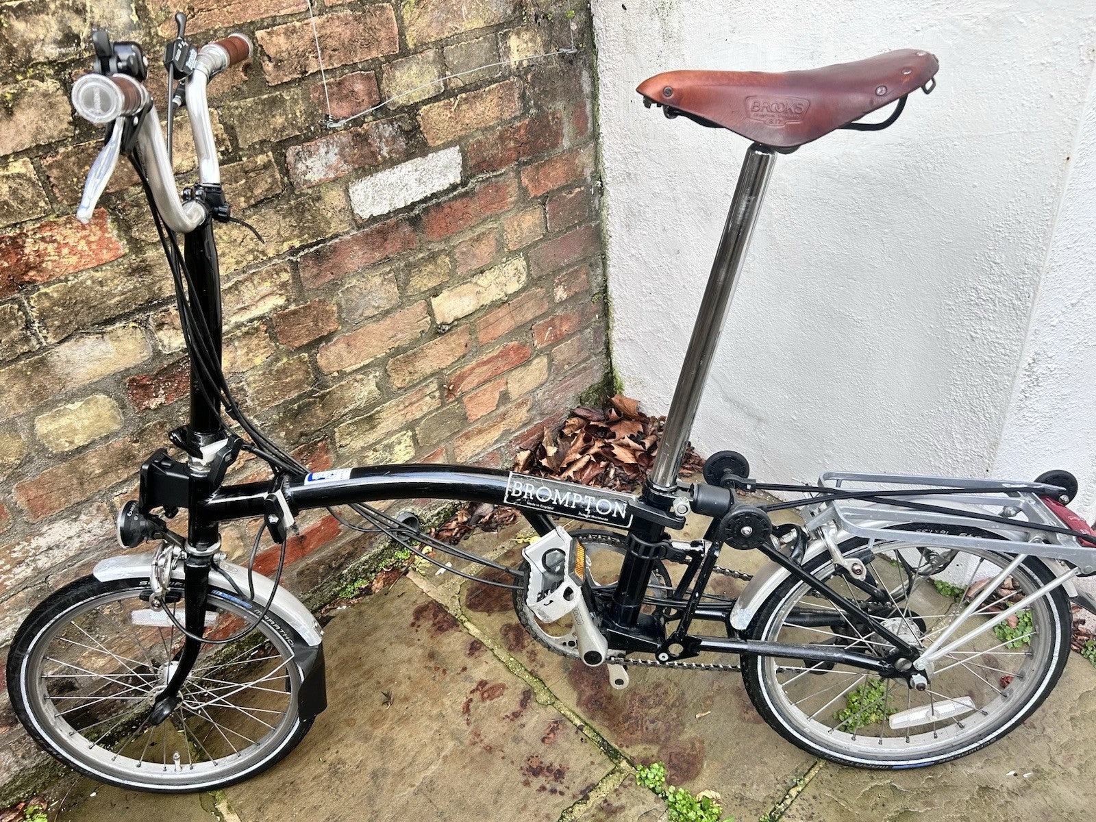Brompton Folding Bike – 3 Speed – With Rack & Brooks Saddle – Good Condition