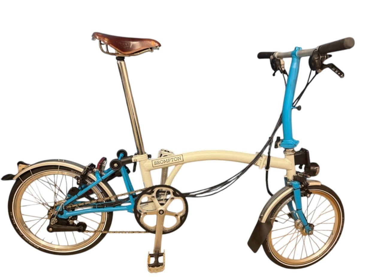 Brompton C Line S6L (6 Speed)  folding bicycle - Off White -Bright Blue
