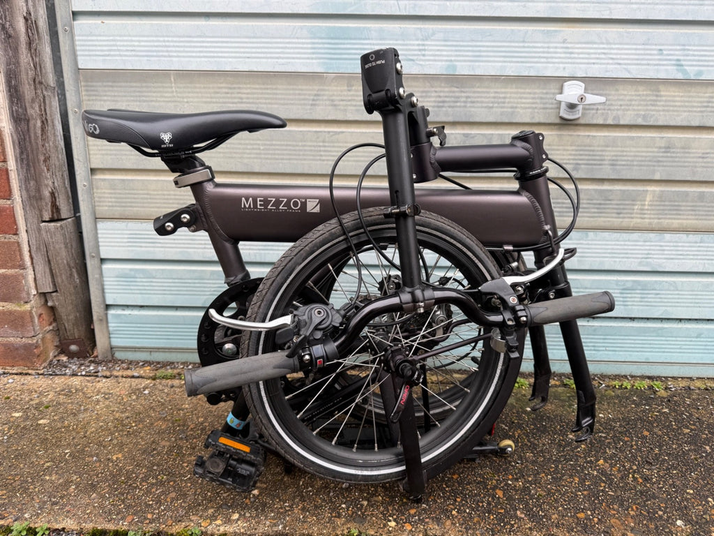 Mezzo D9 folding bike graphite grey very good original condition