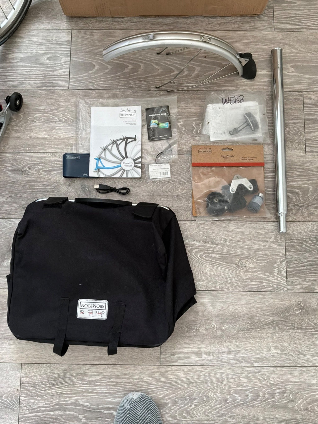 Brompton H3R, C Line, Folding Bicycle in Lime Green/Black