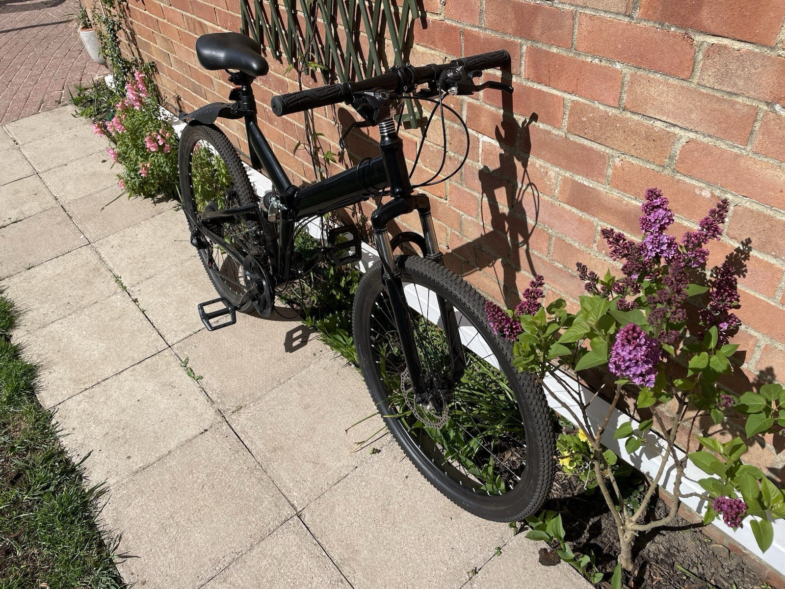 Foldable Black Bike 26 Inch Frame Men’s / Woman’s