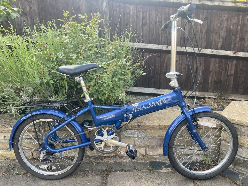 Raleigh Caldera AirLite Folding Bike 20”wheels 6 Gears Rear Rack, Kickstand &Bag