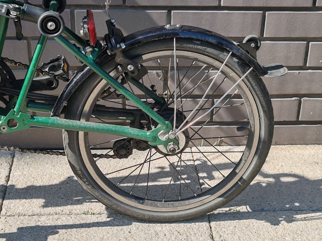2024 Brompton C Line Explore M6L 6 Speed Folding Bike Racing Green
