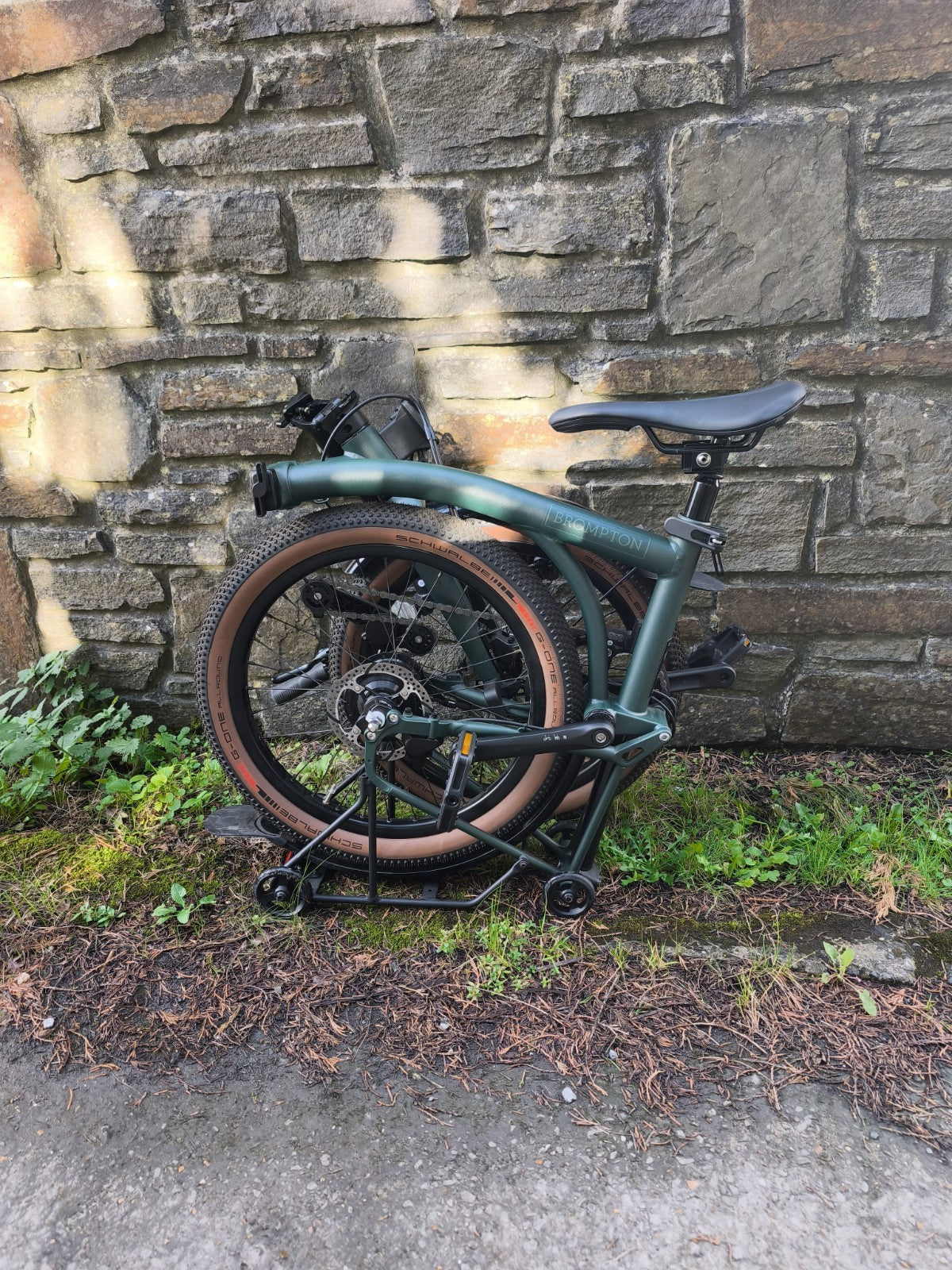 Brompton G Line 8-Speed Medium Folding Bike Forest Green, Men's