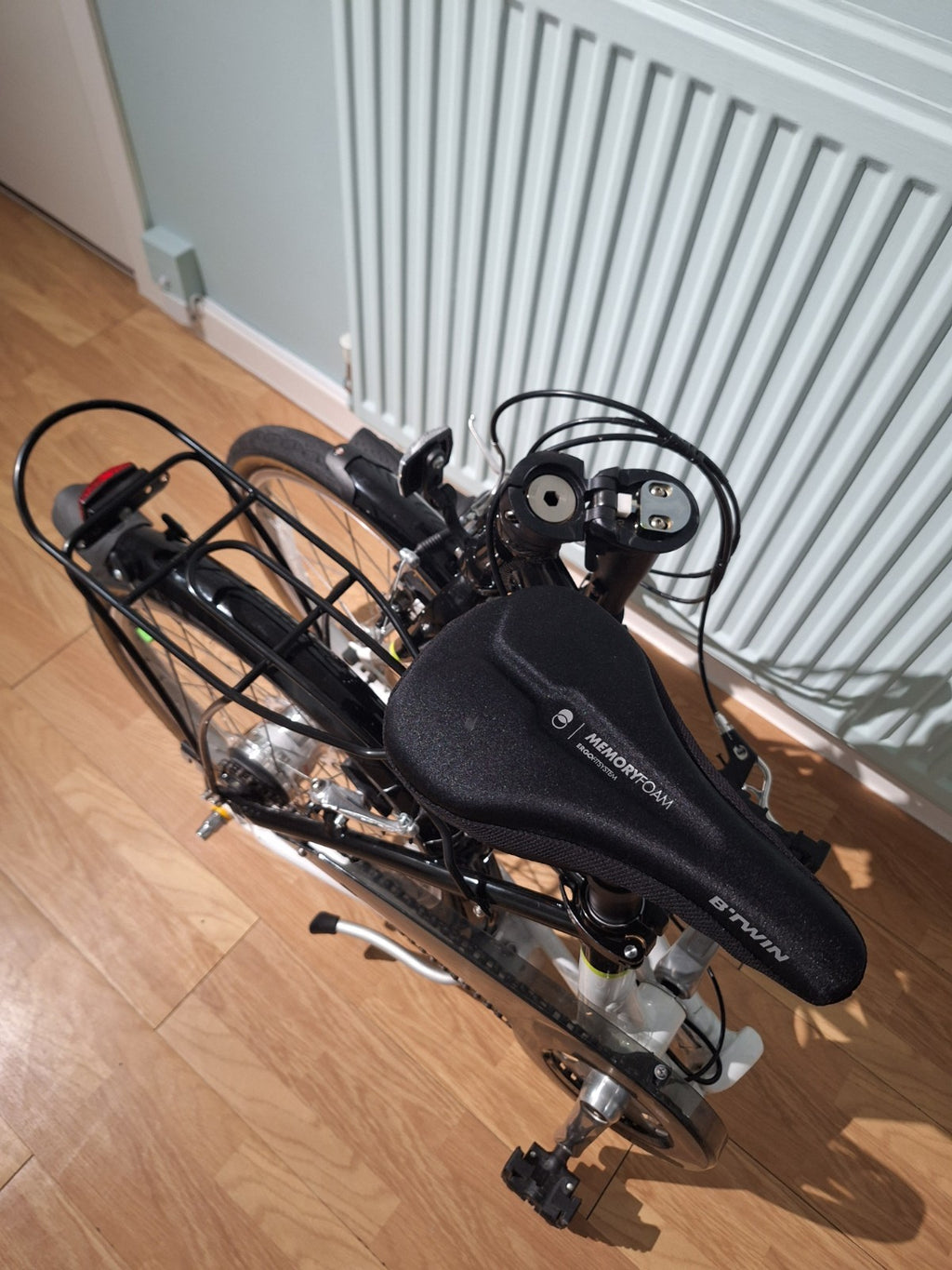 Dahon Ciao Unisex Folding 20" Wheel Bike with Rack + Mudguards  Carry Bag + Lock