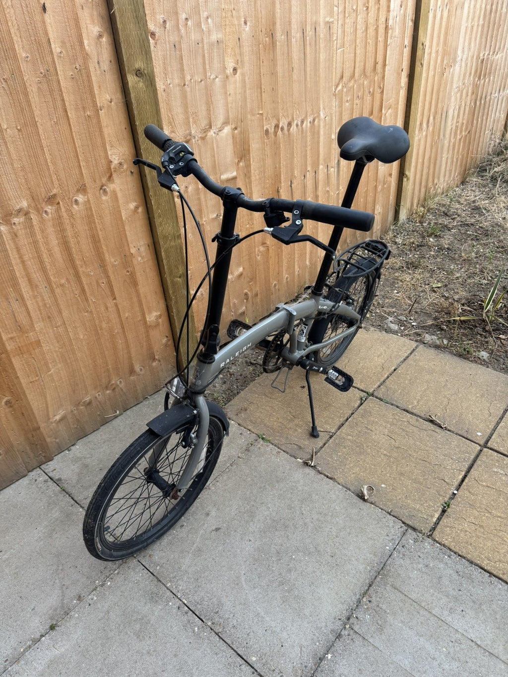 Raleigh Evo Two Folding Bike - Grey – Superb Condition - White decal
