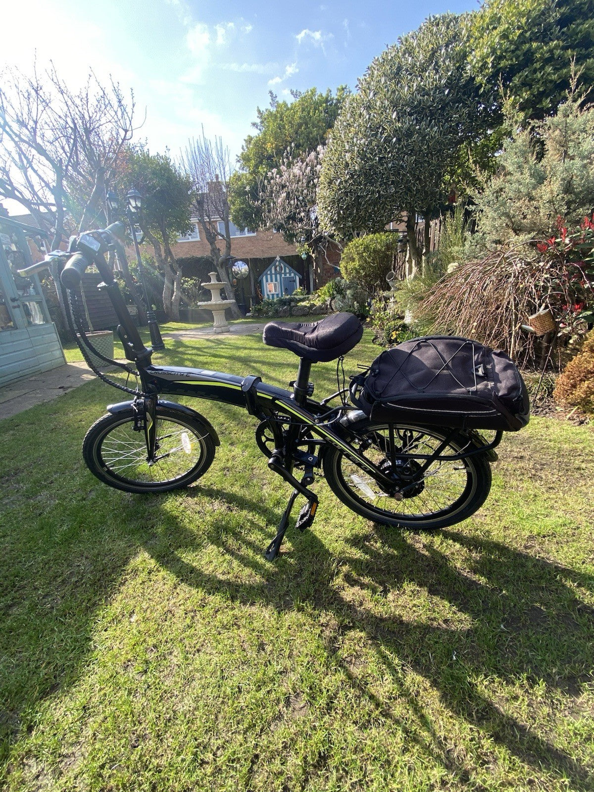Carrera Cross City Folding Bike