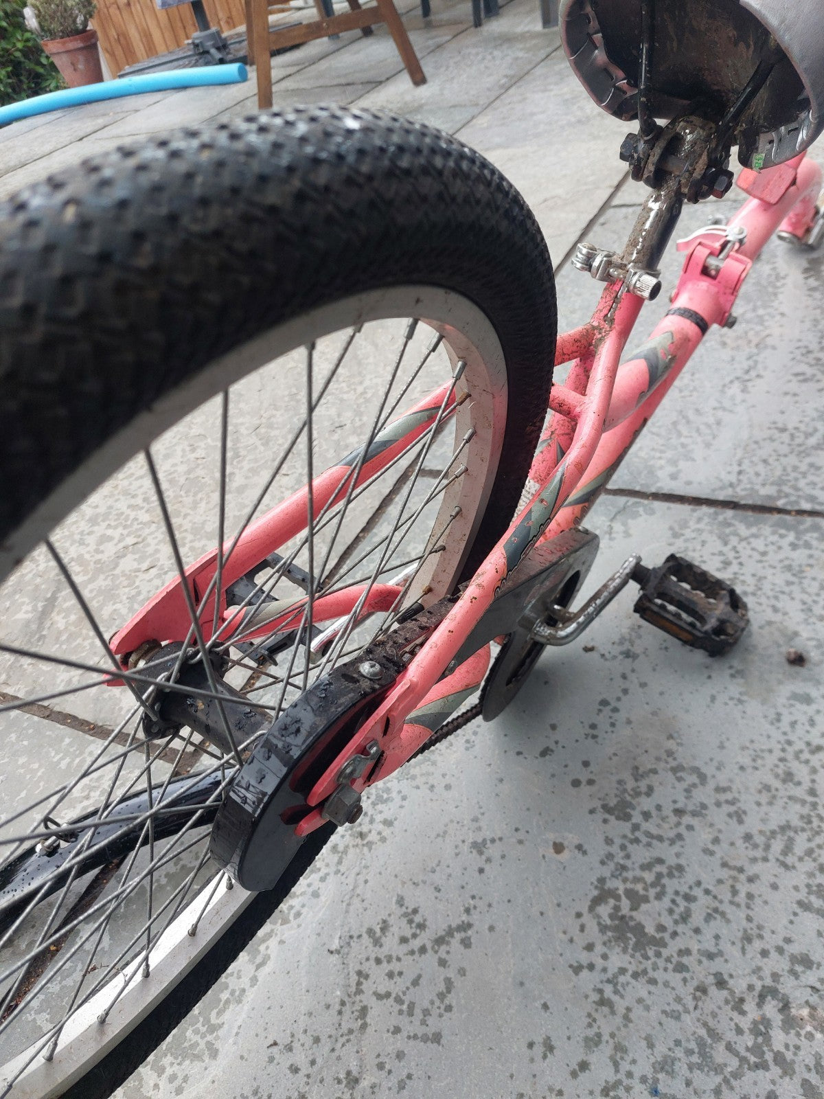 Weeride Co-Pilot 20in Kids Bike Pink 1-Speed Steel BMX Bars Folding Reflectors