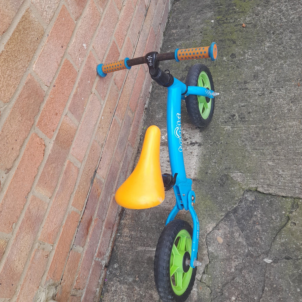 Trunki Folding Balance Bike, 12-inch Wheels Fold to carry/car boot